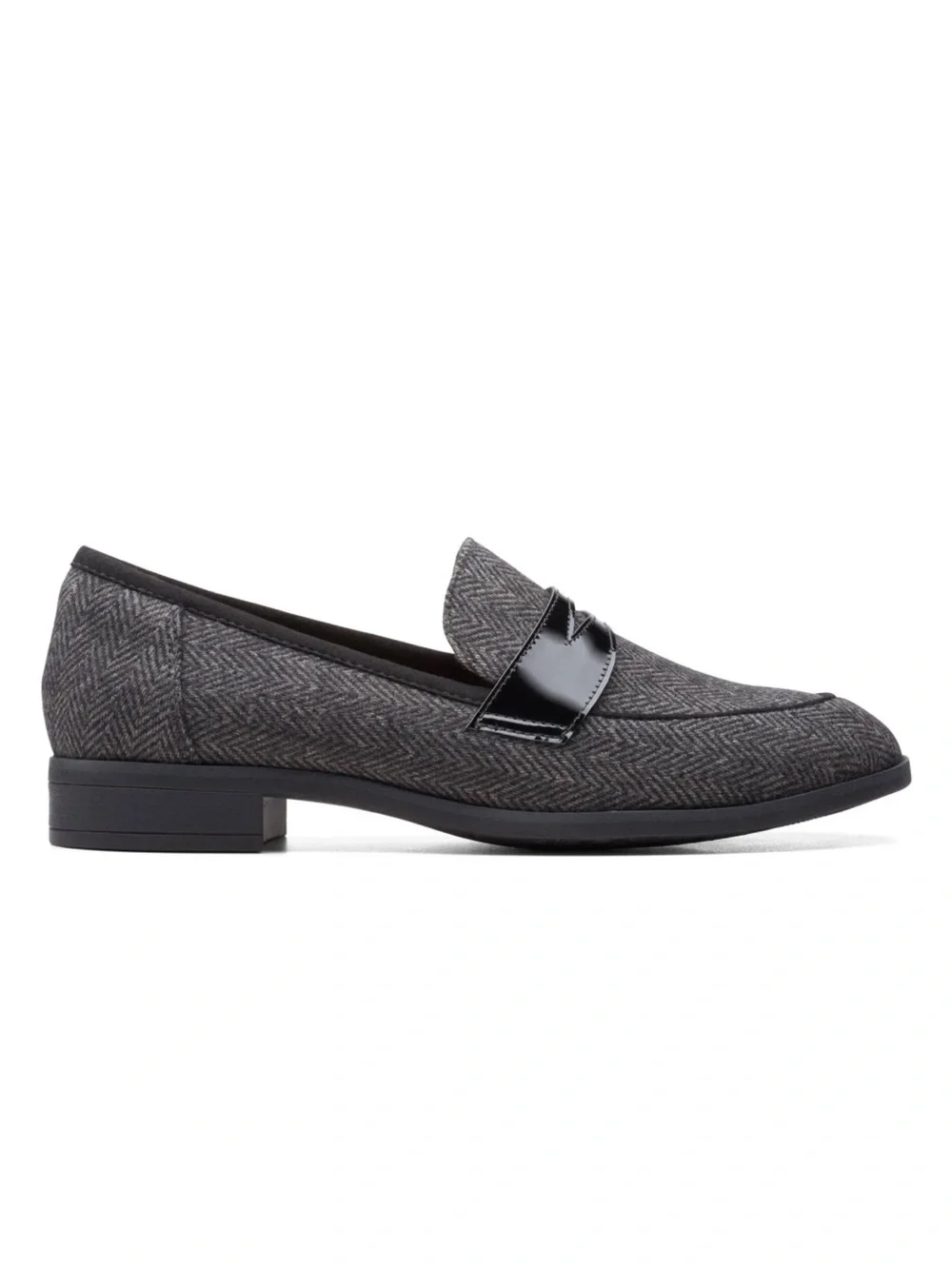 CLARKS Trish Rose Penny loafer Women • Size US 8 •